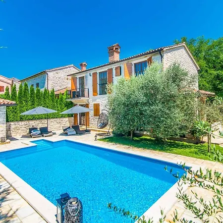 White Stone Villa Rajki